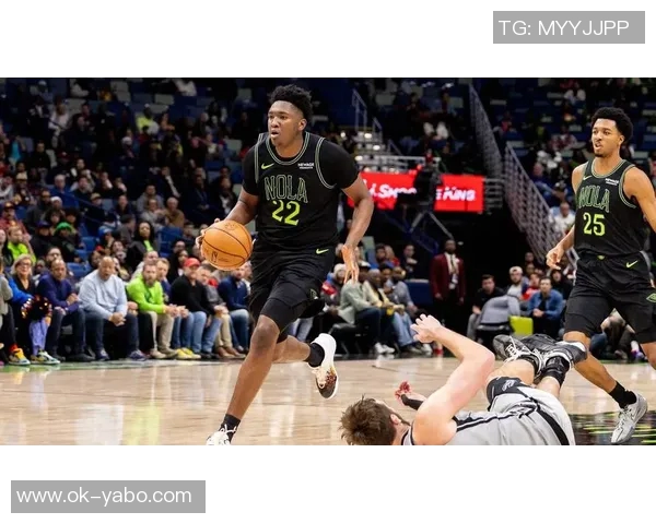 奎因神奇表现创历史单场至少14分16板12助成联盟近46年第三位新秀